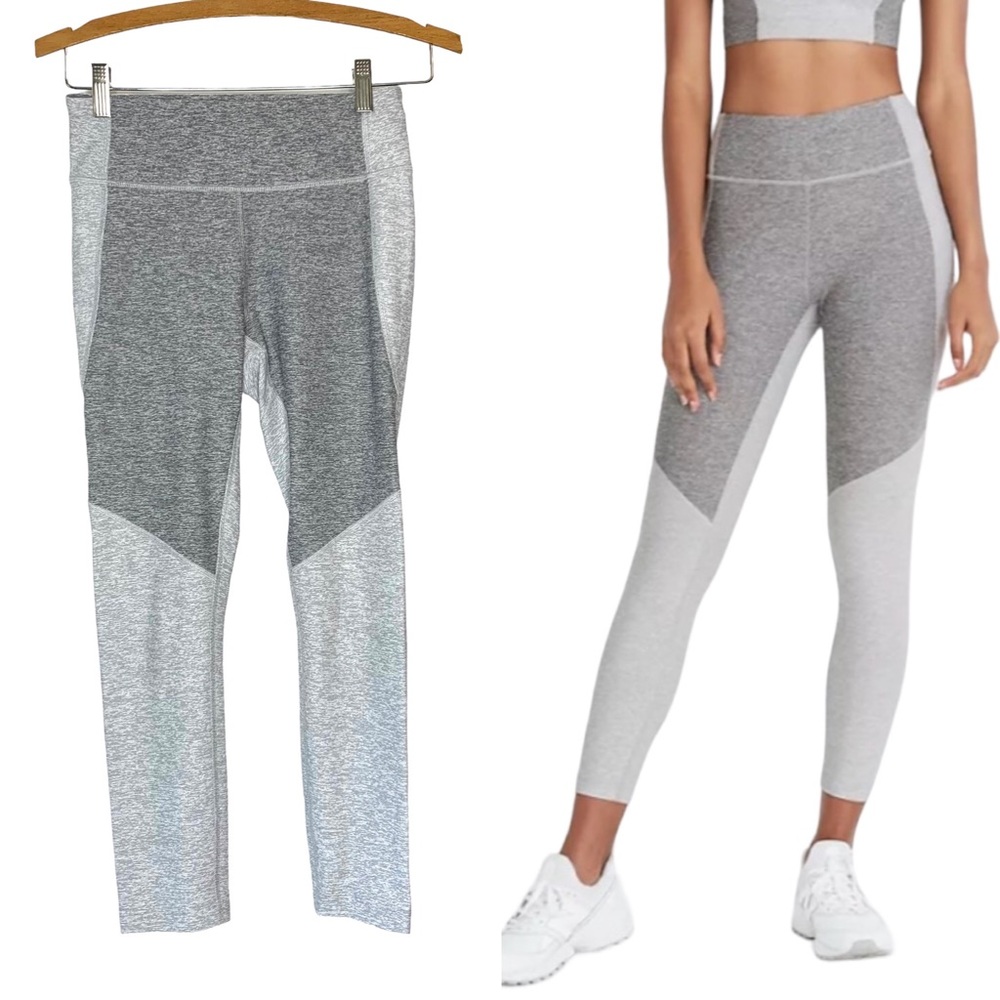 OUTDOOR VOICES Women's Size S Gray Dove Ash Two-Tone Warmup Crop 3/4 Leggings